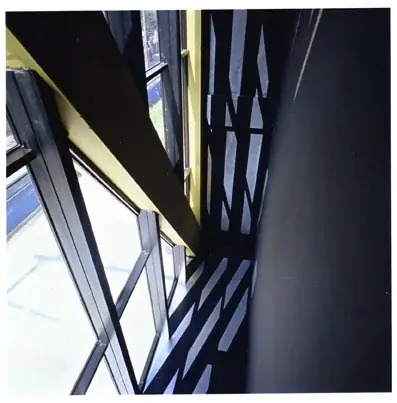 Captura, 2001 — Registro da luz, pintura acrílica preta e prata