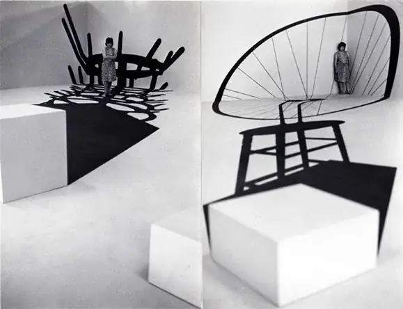 In Absentia M.D., 1983 — Látex sobre piso de cimento e painéis de madeira