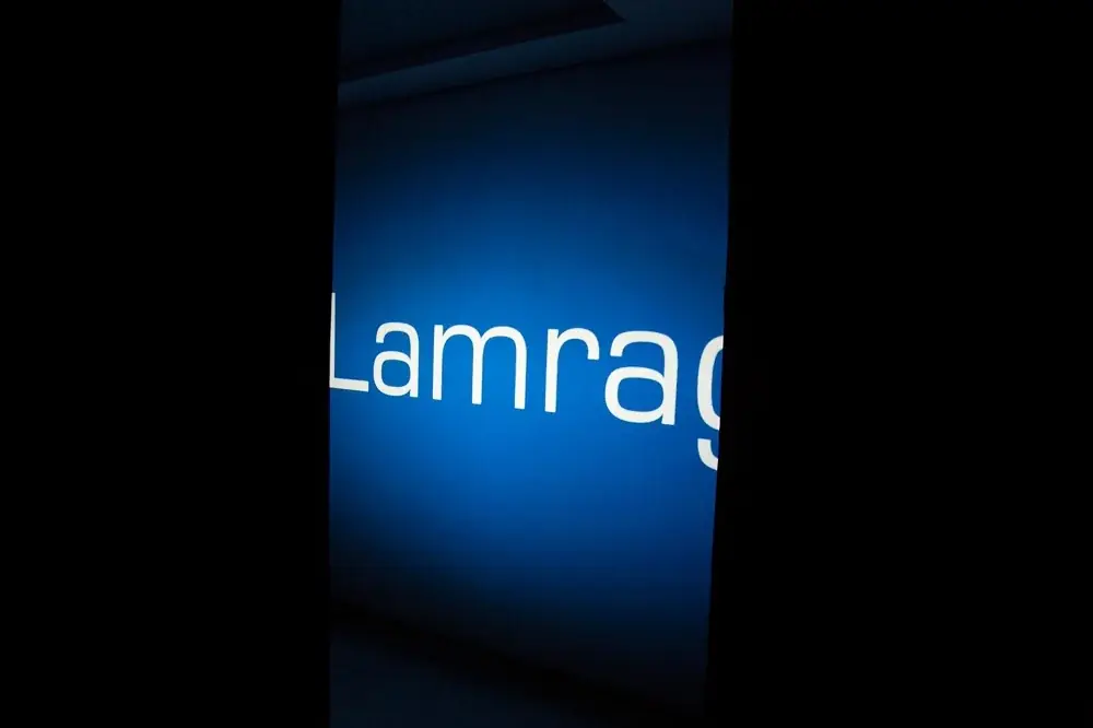 Limiar, 2020 — Vídeo-instalação