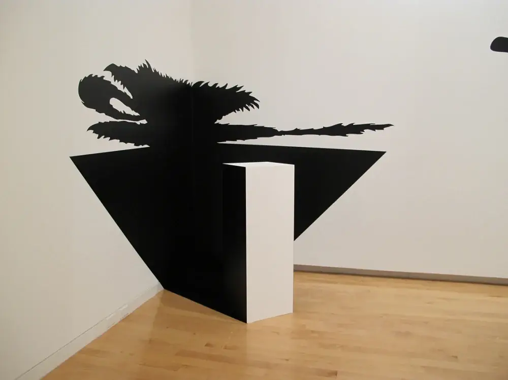 Masterpieces (In Absentia): Meret Oppenheim, 2012 — Vinil adesivo e pedestal
